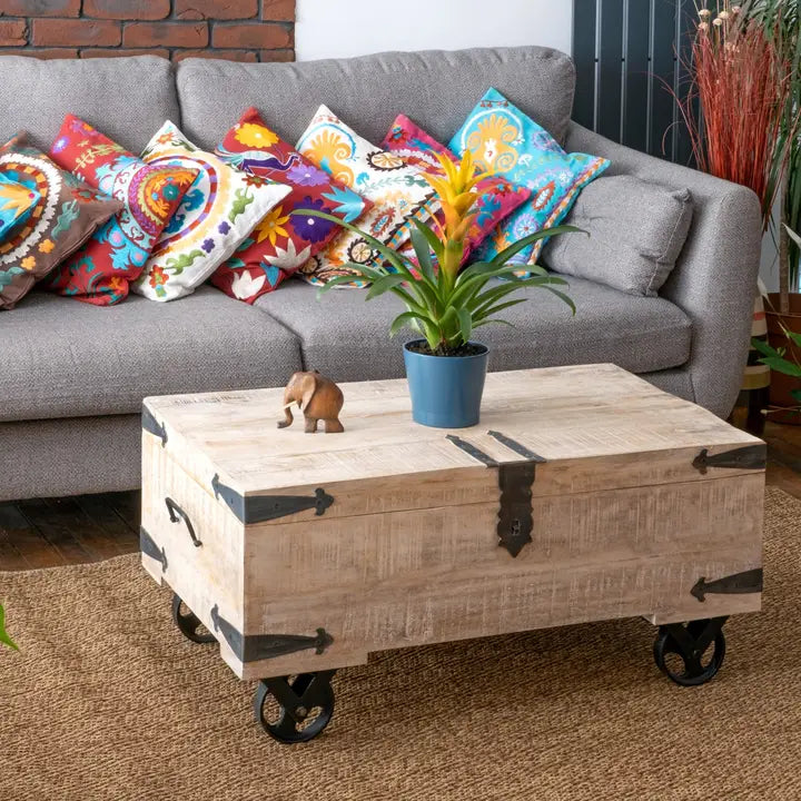 Mango Wood Chest Coffe Table On Wheels - Horizon and Stone