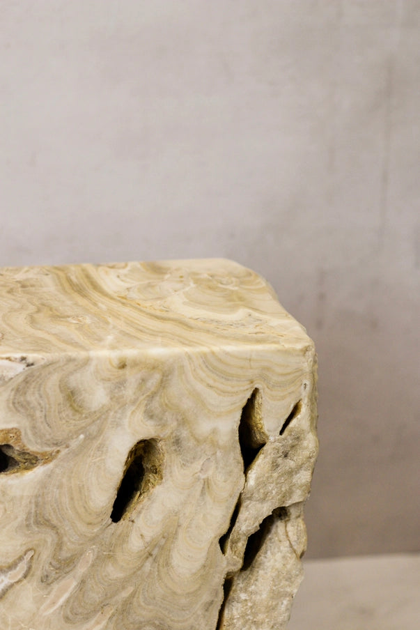 Onyx Side Table Pedestal Raw - Solid - No 5 - Horizon and Stone 