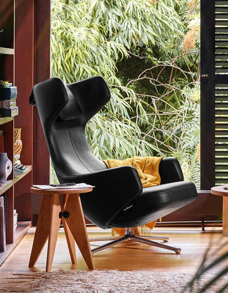 Ghoshal Egg Chair, Wingback Lounge Chair With Recliner & Footstool - Horizon and Stone 