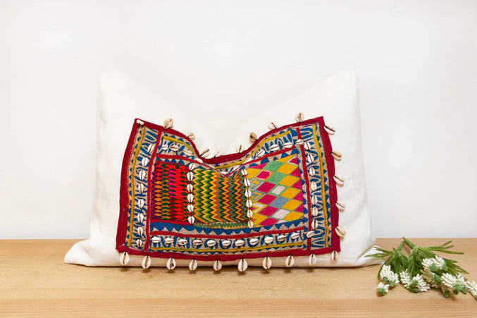 Tarbela Himalayas Tribal Antique Linen Pillow - Horizon and Stone 