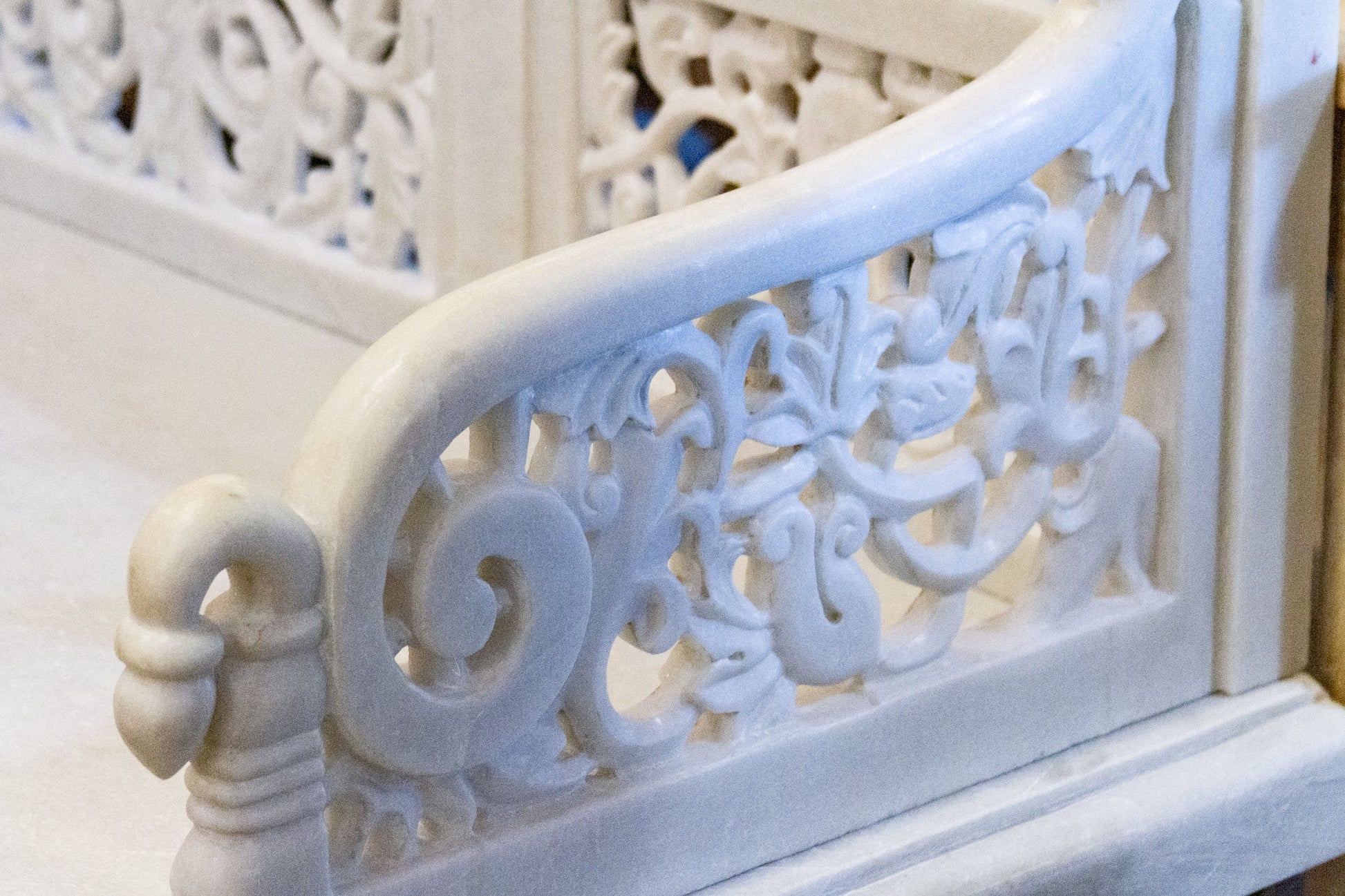 Royal Carved White Marble Garden Bench - LIMITED EDITION - Horizon and Stone 