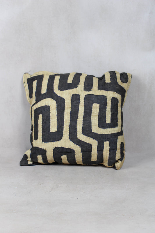 Vintage Kuba Cloth Cushion - 55.1 - Horizon and Stone 