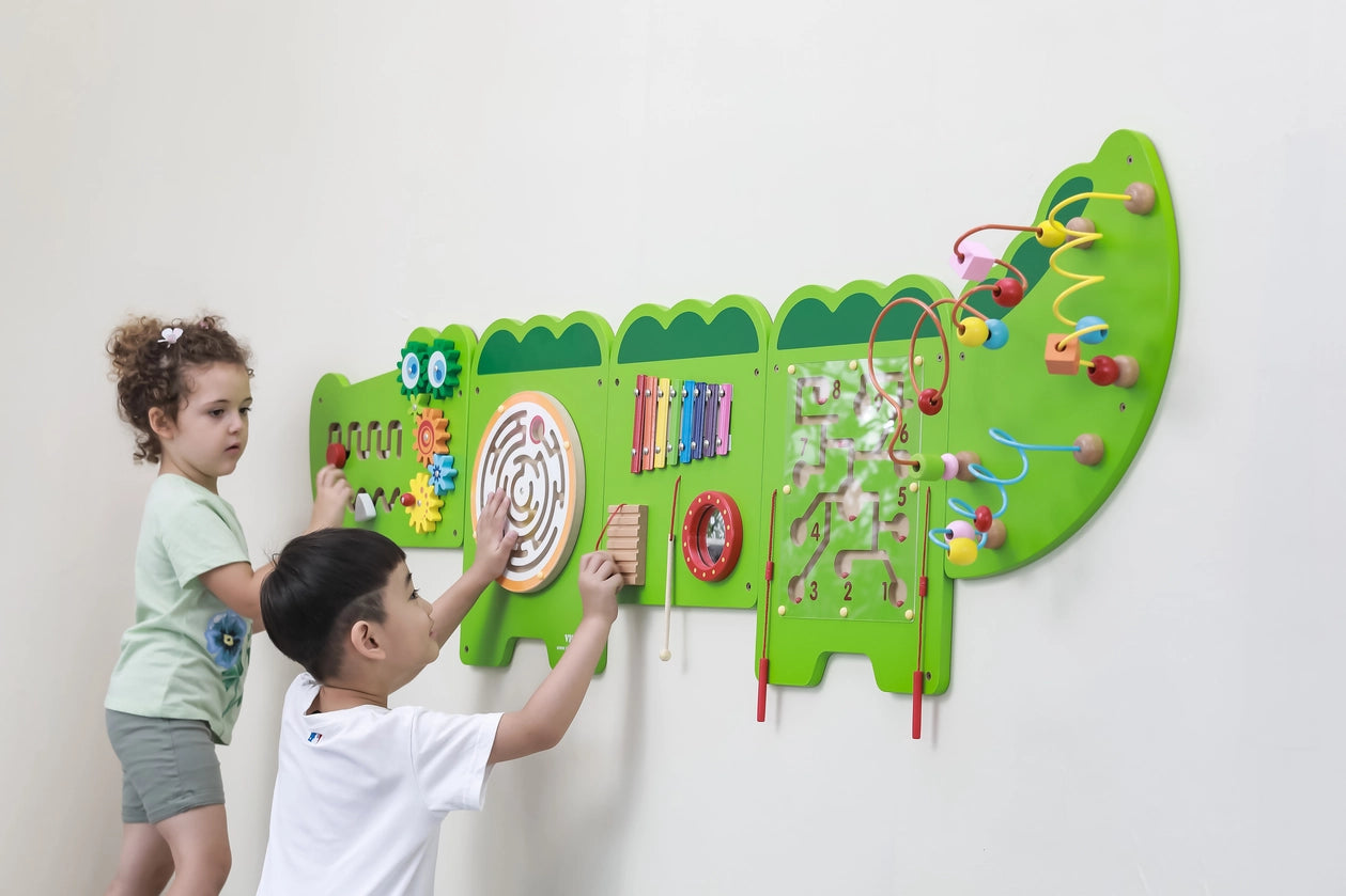 Viga Crocodile Wall Toy - Horizon and Stone 