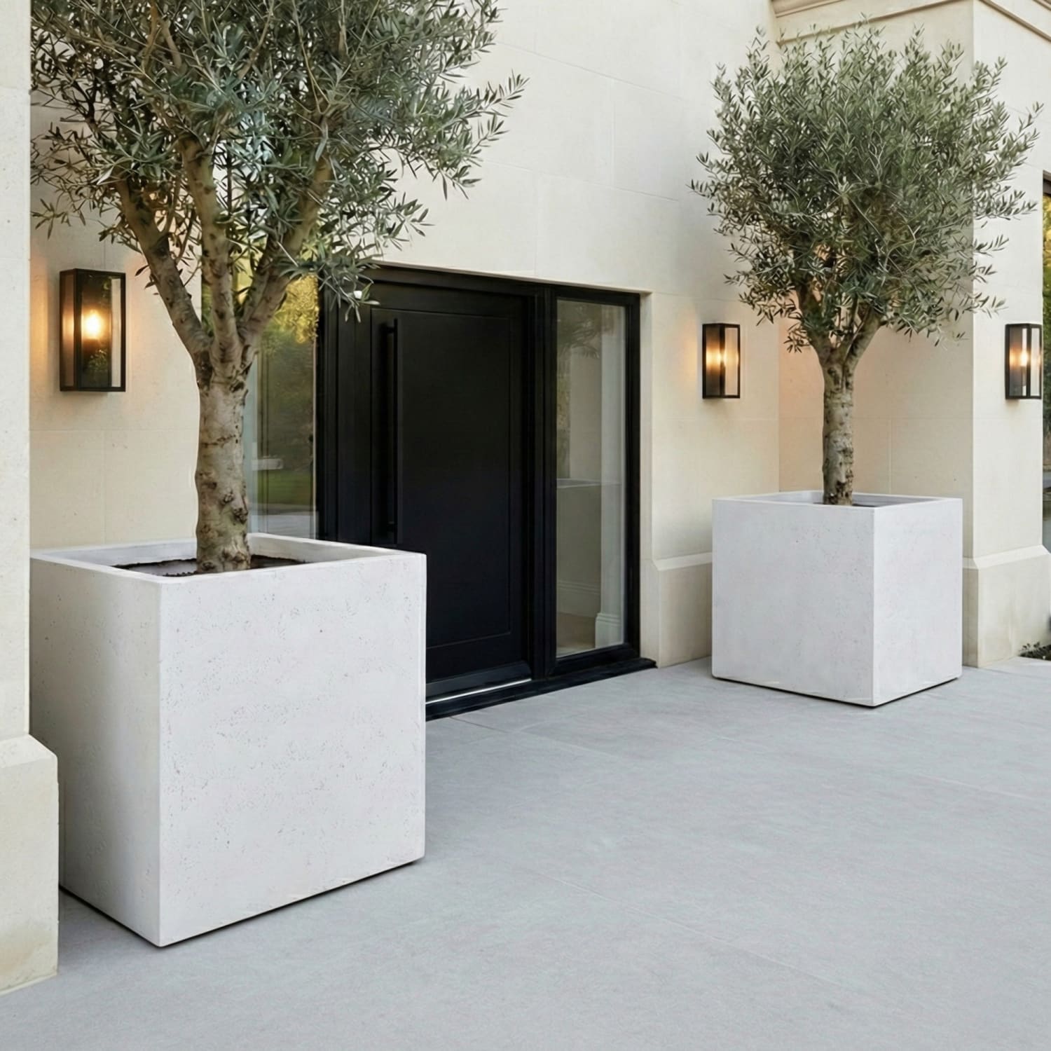 Cubrosa | White Mist – 100cm XXL Square Concrete Planter – 782L Large Outdoor Plant Pot - Horizon and Stone 