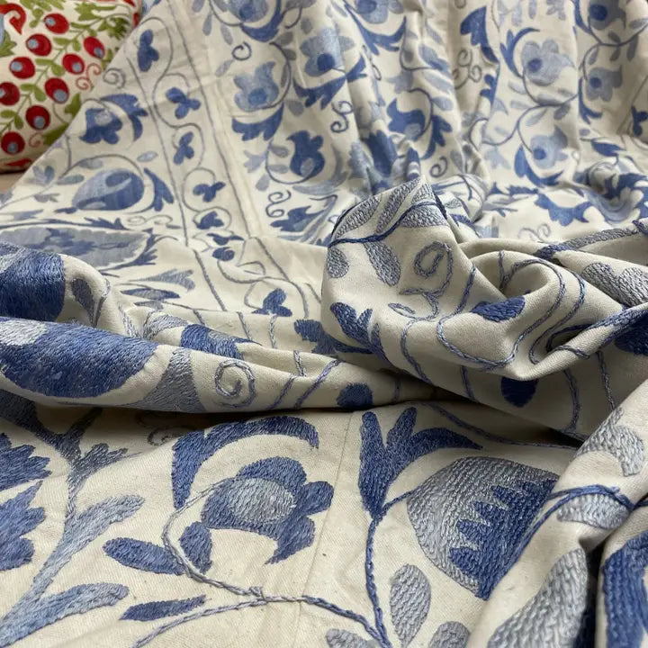 Uzbeki Suzani Hand Embroidered Textile SUZ1205002 - Horizon and Stone 
