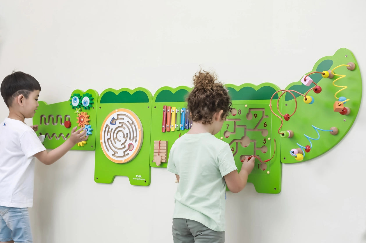 Viga Crocodile Wall Toy - Horizon and Stone 
