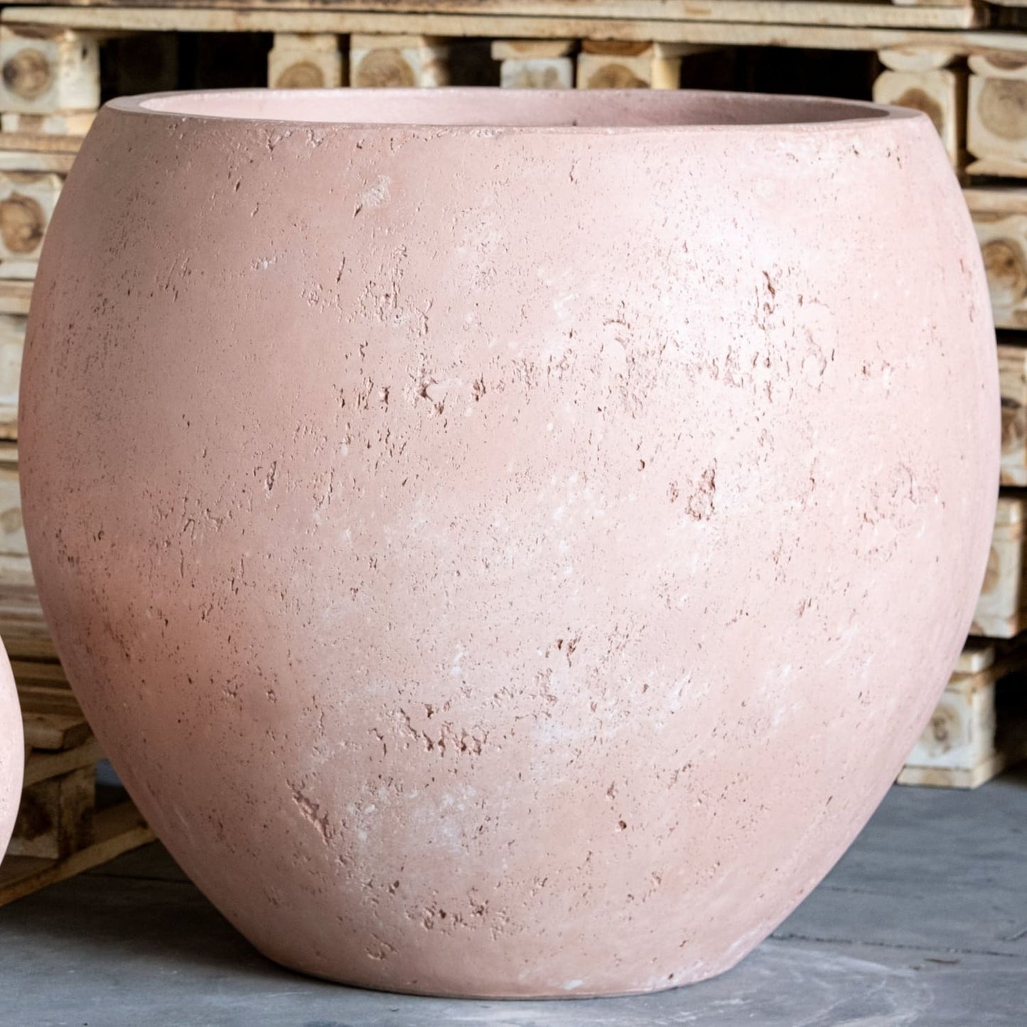 Orbello | Blushstone – 70cm Extra Large Concrete Sphere Planter – 207L Round Plant Pot - Horizon and Stone 
