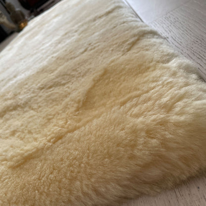 Sheepskin Yoga & Meditation Mat - Large 60cm x 175cm - Horizon and Stone 